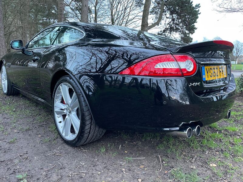 JAGUAR XKR