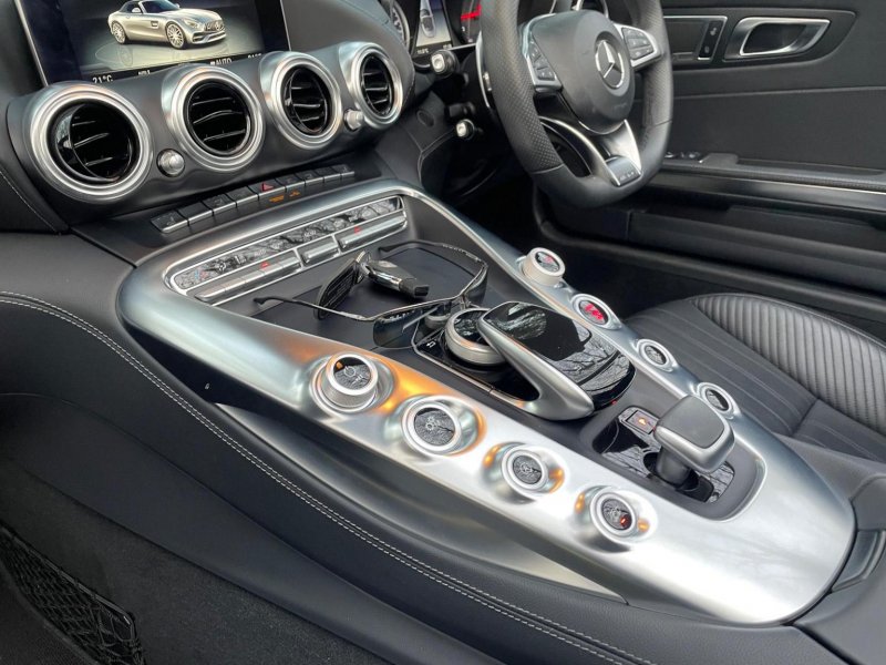 MERCEDES-BENZ AMG GT