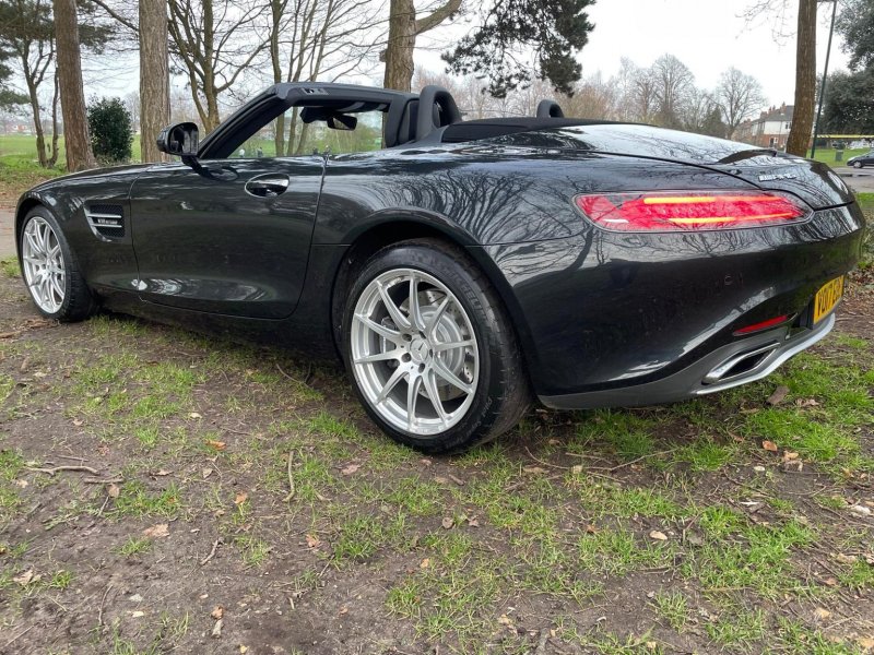 MERCEDES-BENZ AMG GT