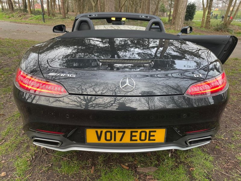 MERCEDES-BENZ AMG GT