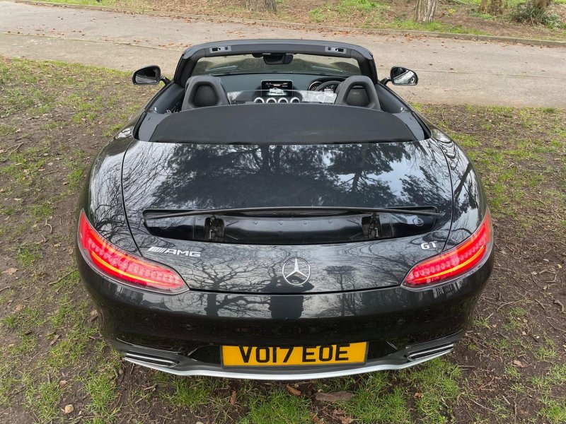 MERCEDES-BENZ AMG GT