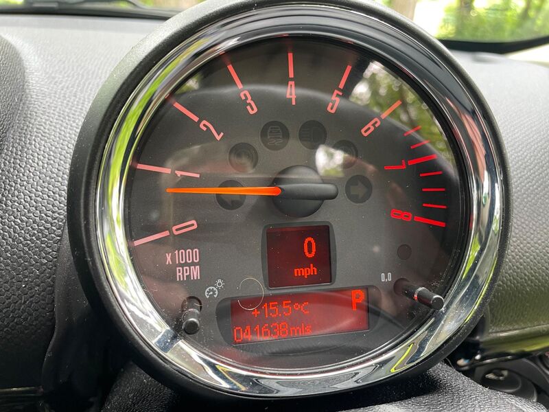 MINI COUNTRYMAN