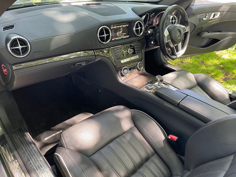 MERCEDES-BENZ SL