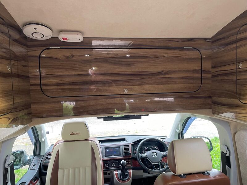 VOLKSWAGEN T28
