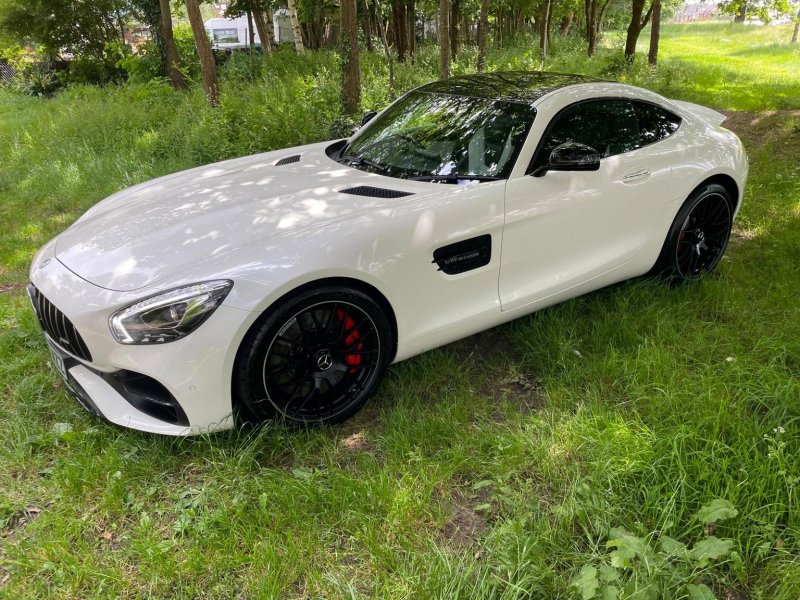 MERCEDES-BENZ AMG GT