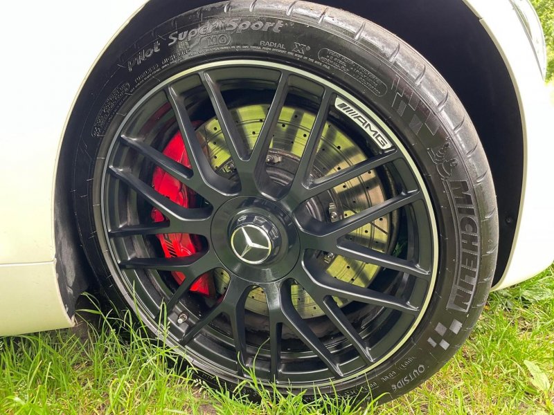 MERCEDES-BENZ AMG GT