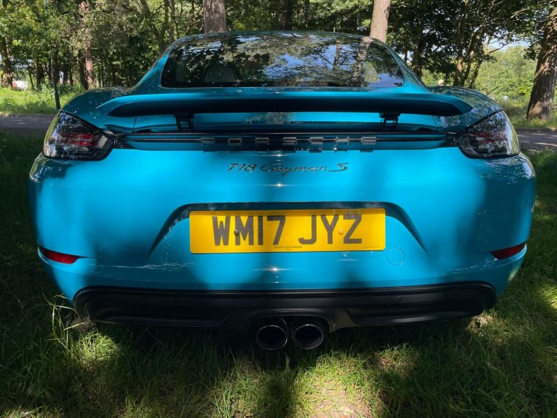 PORSCHE 718