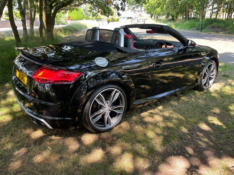 AUDI TTS
