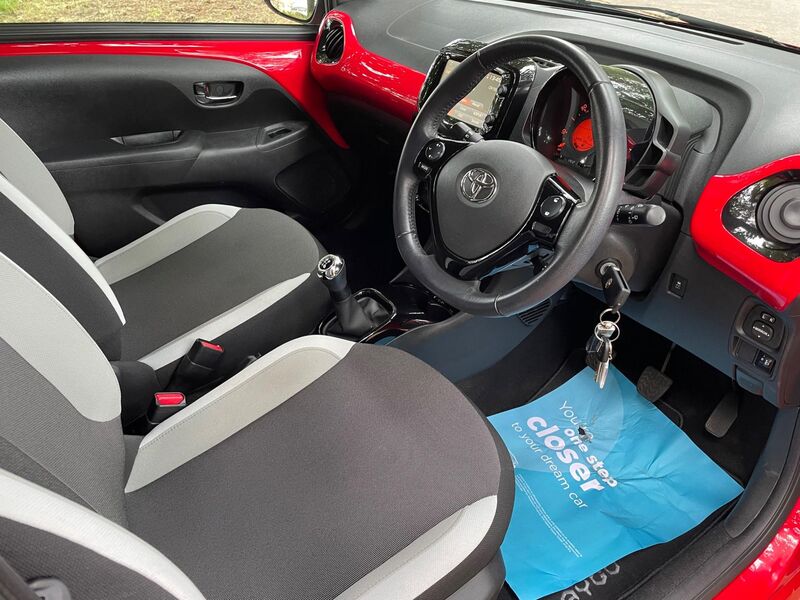 TOYOTA AYGO