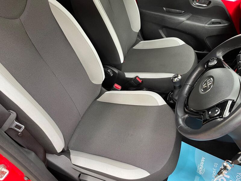 TOYOTA AYGO