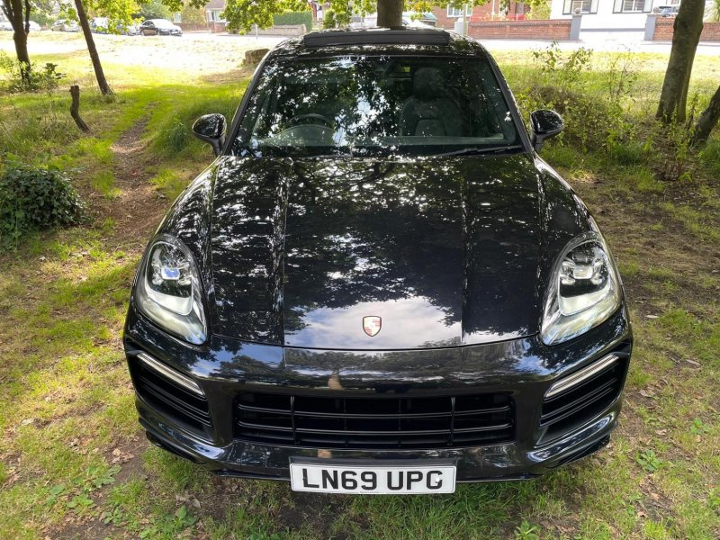 PORSCHE CAYENNE