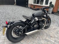 TRIUMPH Bobber