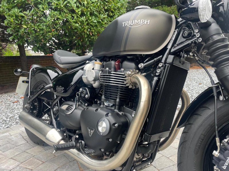TRIUMPH Bobber
