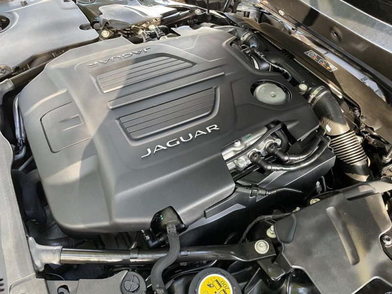 JAGUAR F-TYPE