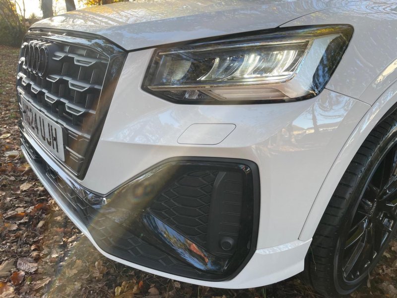 AUDI Q2