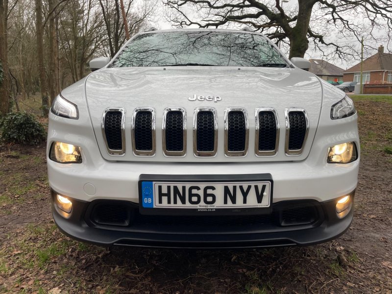 JEEP CHEROKEE