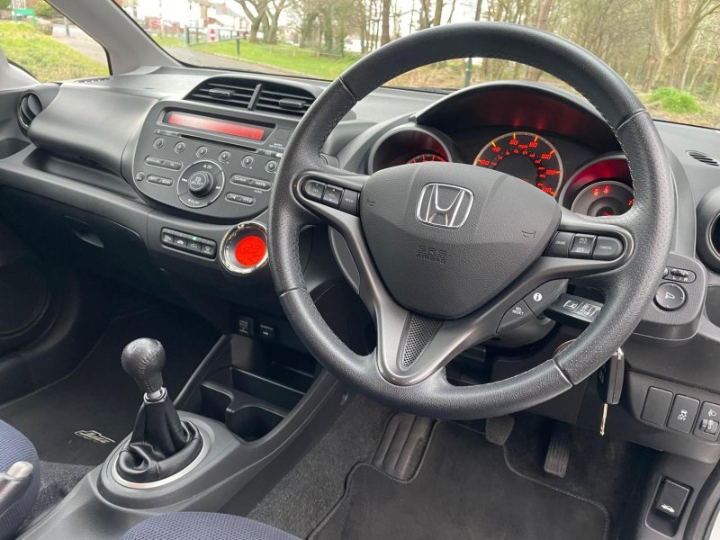 HONDA JAZZ