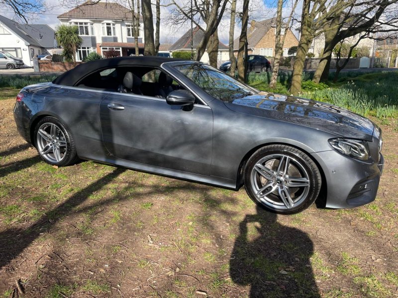 MERCEDES-BENZ E CLASS