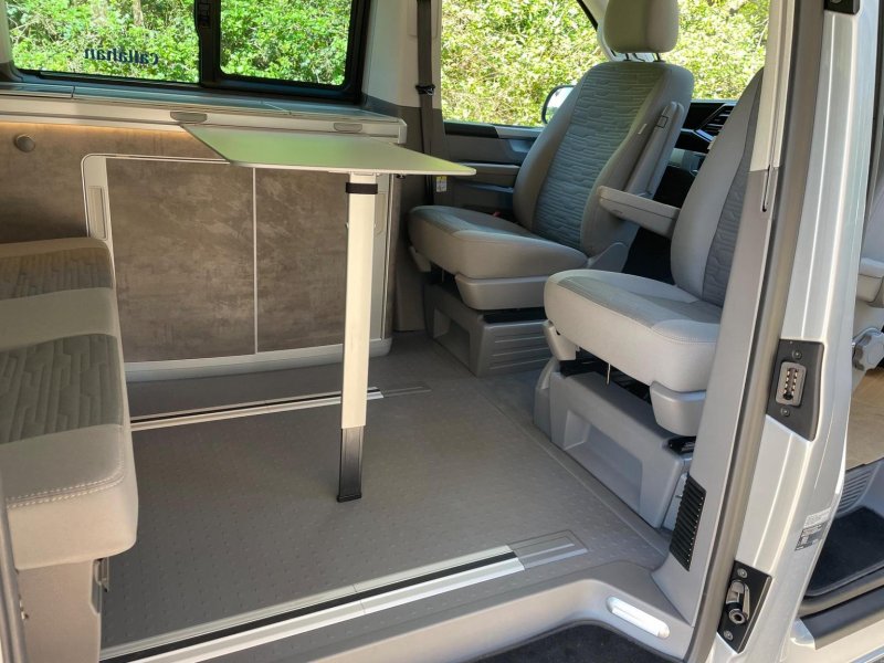 VOLKSWAGEN CALIFORNIA