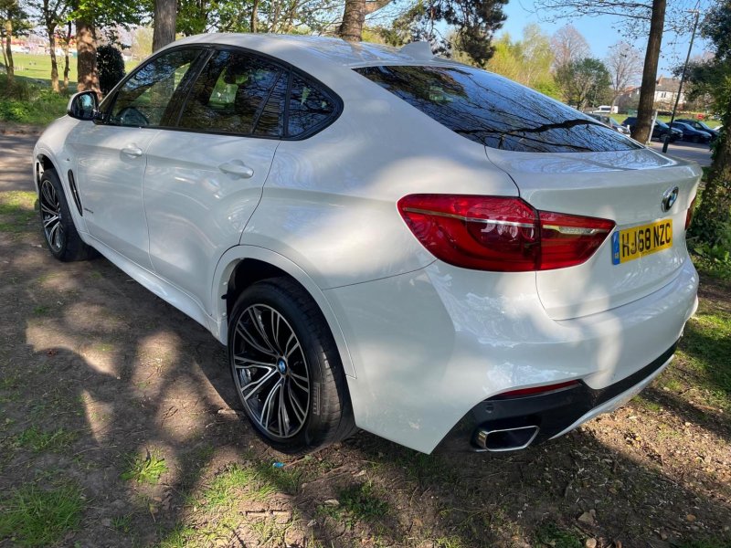 BMW X6