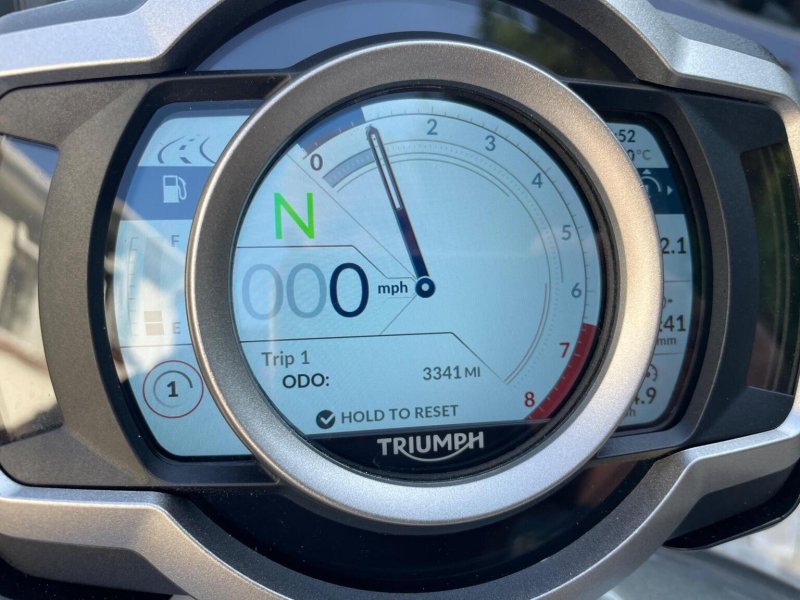 TRIUMPH Rocket III