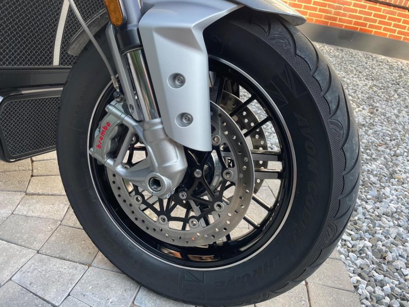 TRIUMPH Rocket III