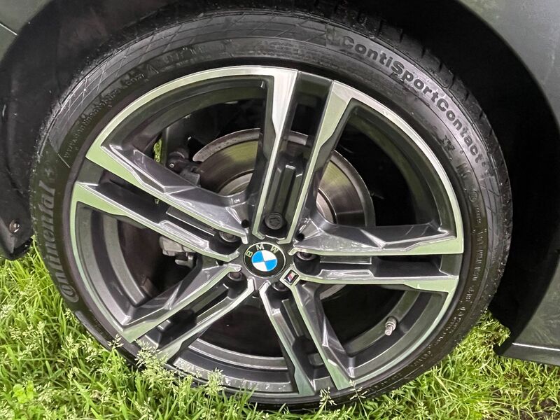 BMW 1 SERIES