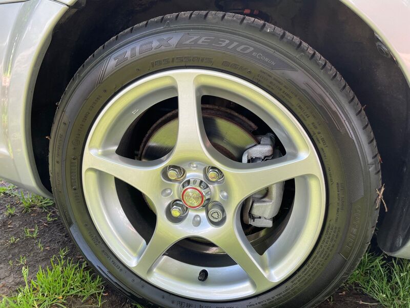 TOYOTA MR2
