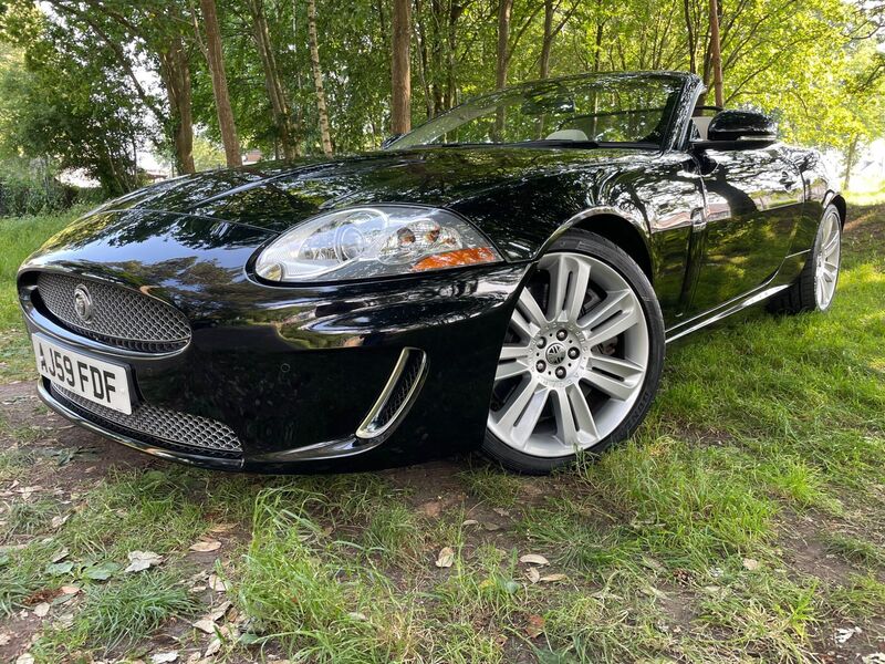 JAGUAR XKR