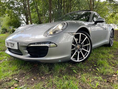 PORSCHE